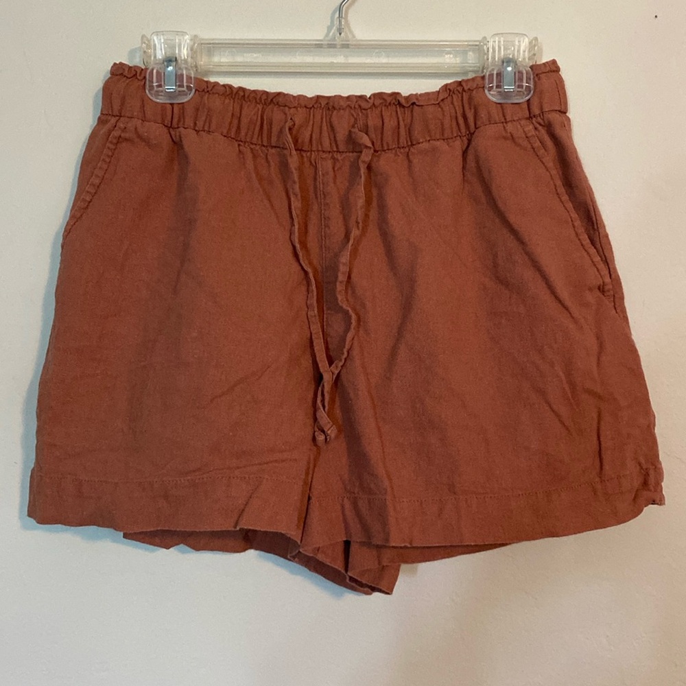 Linen shorts